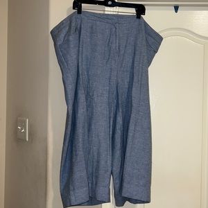 Lane Bryant Chambray Capri Pants Size 28